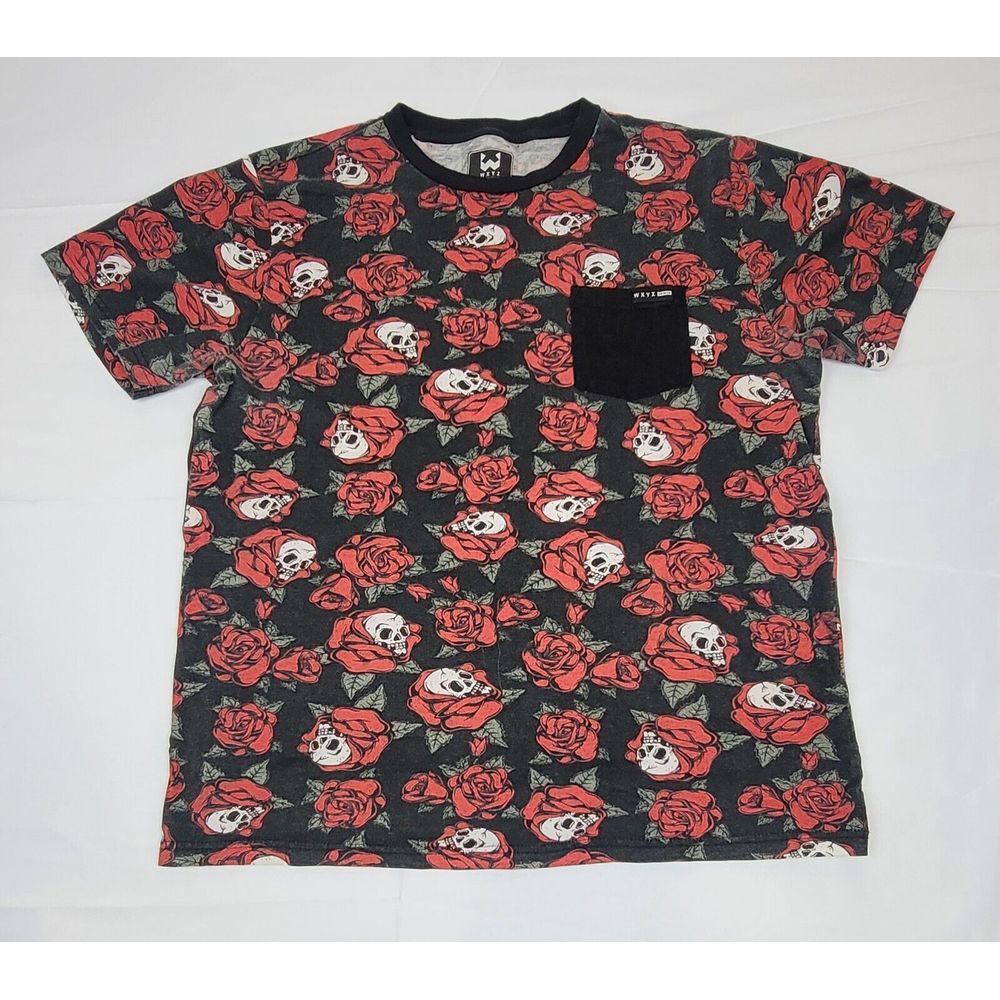 WXYZ‎ T-Shirt Mens Medium. y2k Skulls & Roses Black Short Sleeve Front Pocket.